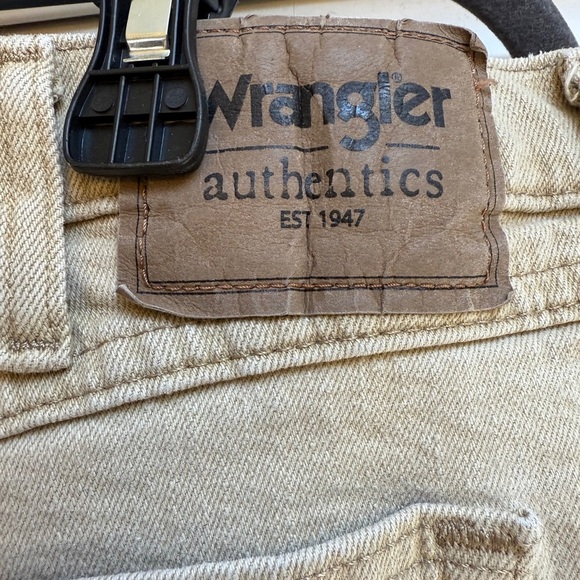 Wrangler Tan Straight Fit Jeans Lightweight Denim Men’s Sz 38x30 - Picture 9 of 13